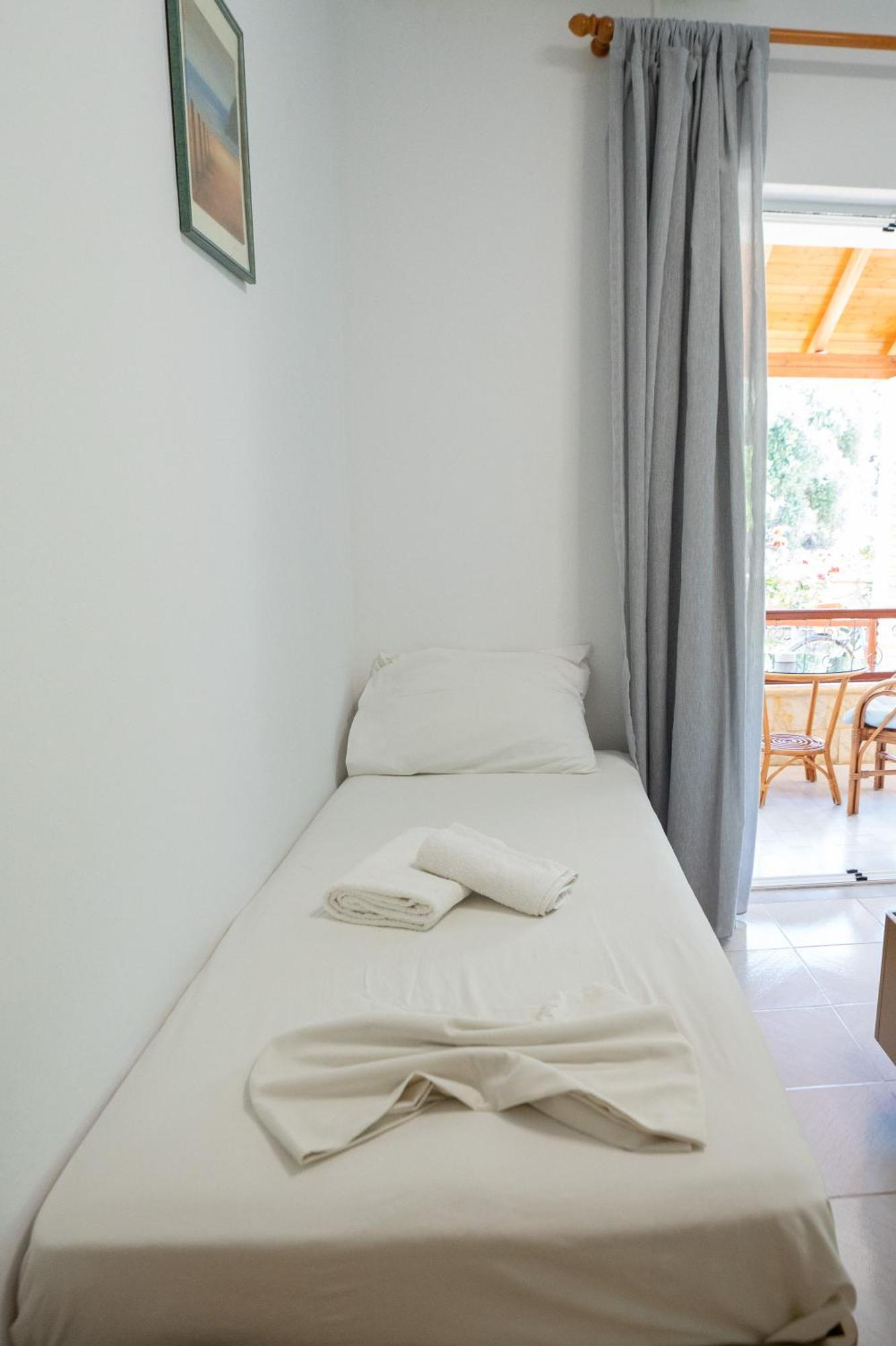Elaia Modern Apartments Ayía Kiriakí Eksteriør billede